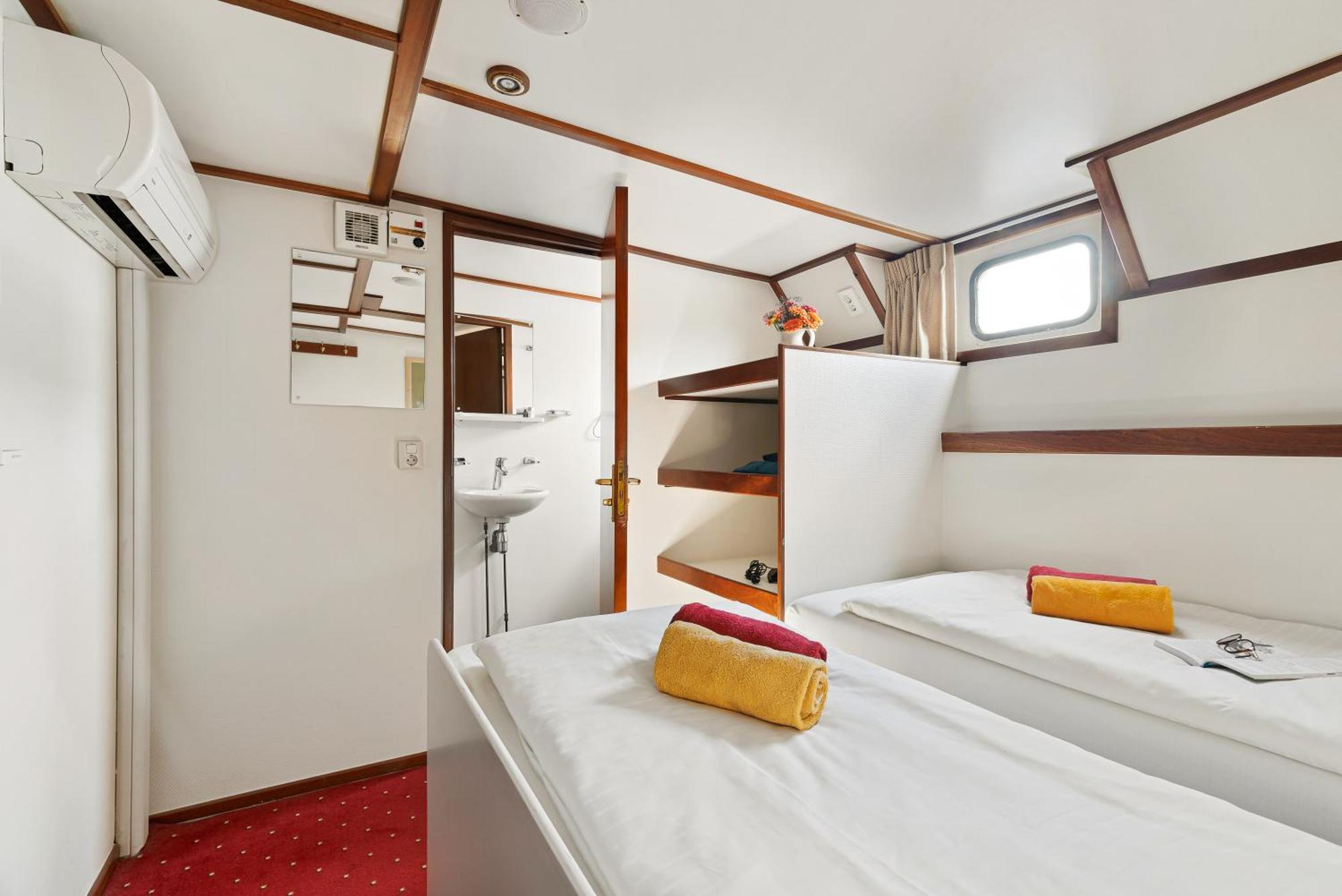 Botel Liza Marleen Amsterdam Exterior photo